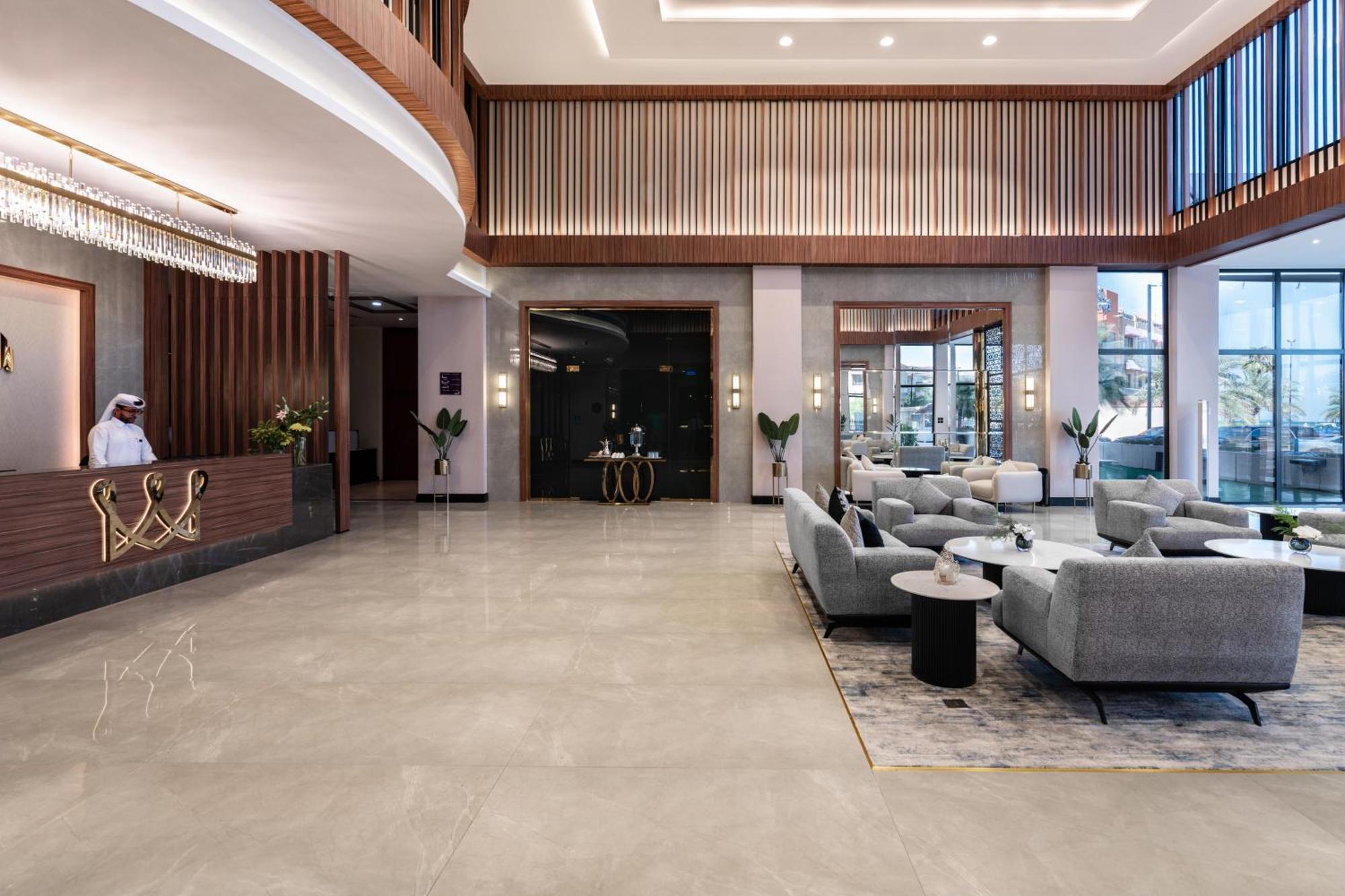 Warwick Al Jubail Hotel מראה חיצוני תמונה