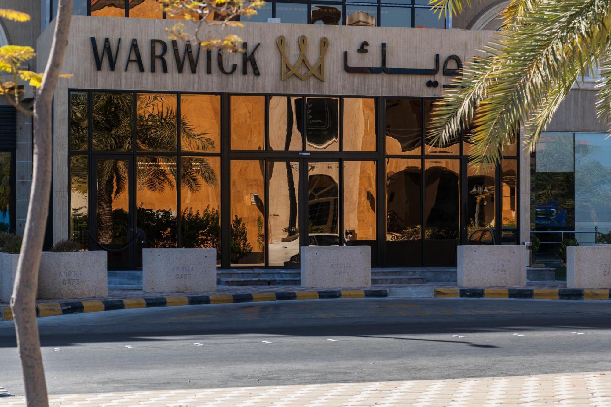 Warwick Al Jubail Hotel מראה חיצוני תמונה